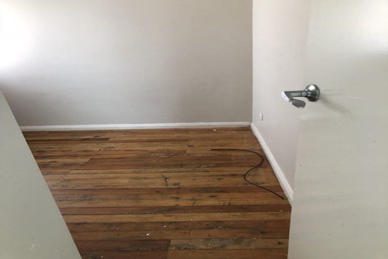 Photo of property in 1/31 Cleek Road, Mangere East, Auckland, 2024