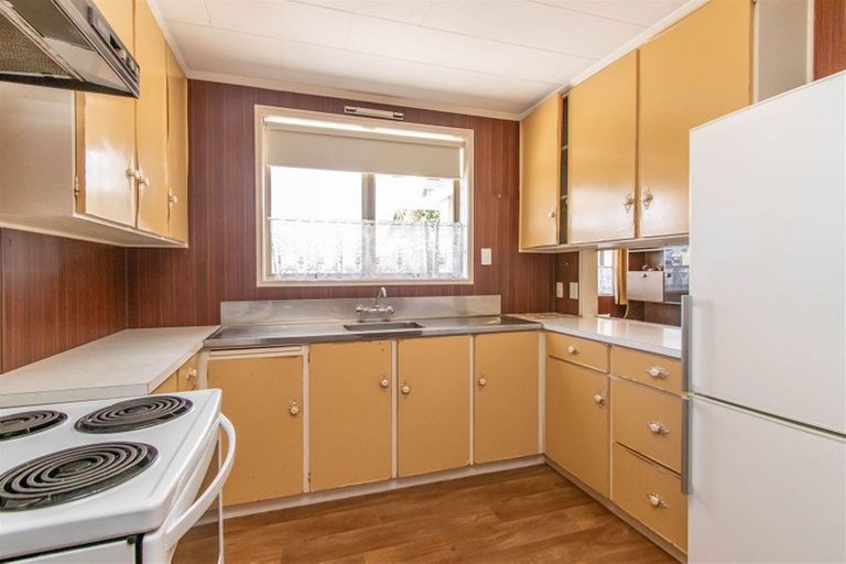 Photo of property in 6 Rewa Street, Inglewood, 4330