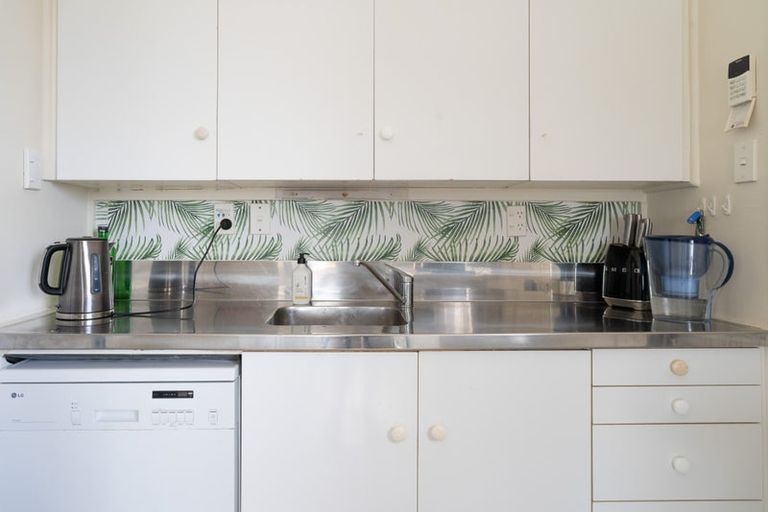 Photo of property in 3 Thornley Street, Titahi Bay, Porirua, 5022