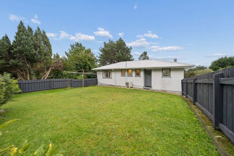 Photo of property in 31 August Street, Stokes Valley, Lower Hutt, 5019