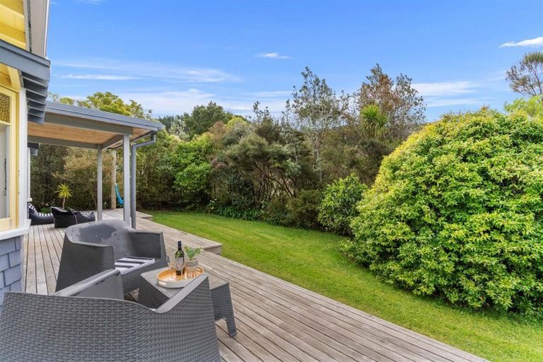 Photo of property in 17 Oruawharo Road, Topuni, Wellsford, 0975