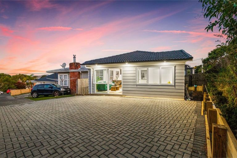 Photo of property in 40b Tiroroa Avenue, Te Atatu South, Auckland, 0610