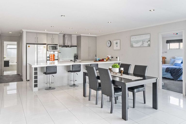 Photo of property in 15a Mckenzie Road, Owhata, Rotorua, 3010