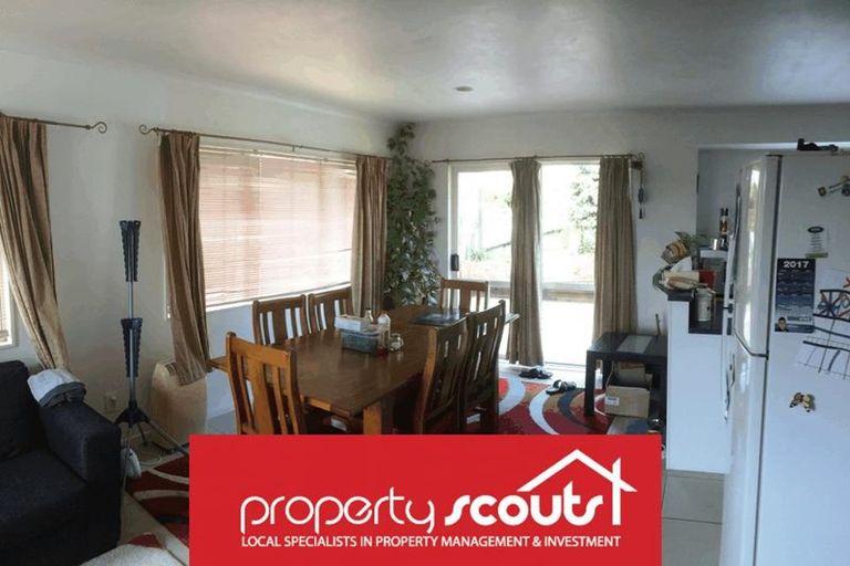 Photo of property in 16 Stephanie Close, Glenfield, Auckland, 0629