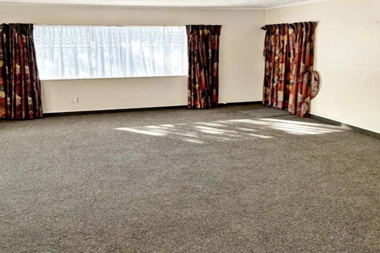 Photo of property in 4 Knightsbridge Place, Taradale, Napier, 4112