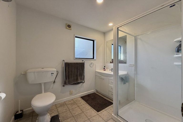 Photo of property in 14a Mason Street, Moera, Lower Hutt, 5010