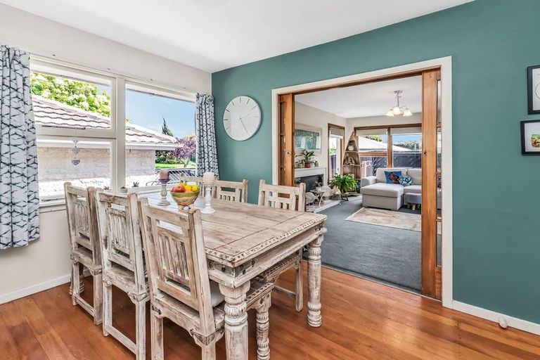 Photo of property in 26 Staveley Street, Avonhead, Christchurch, 8042