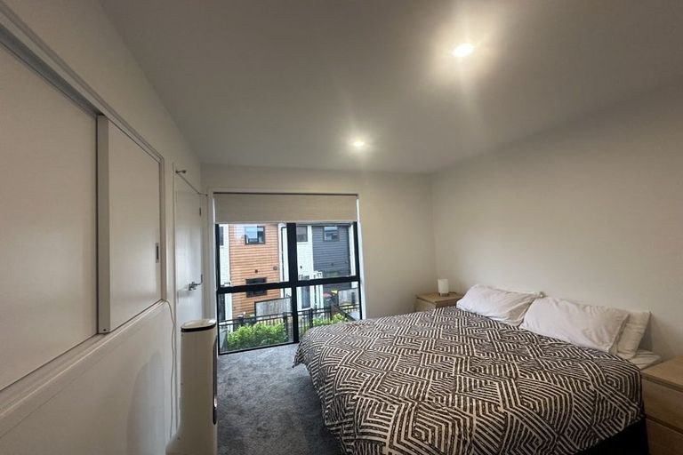 Photo of property in 7/170 Don Buck Road, Massey, Auckland, 0614