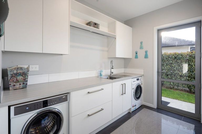 Photo of property in 77 Baxter Michael Crescent, Cambridge, 3434