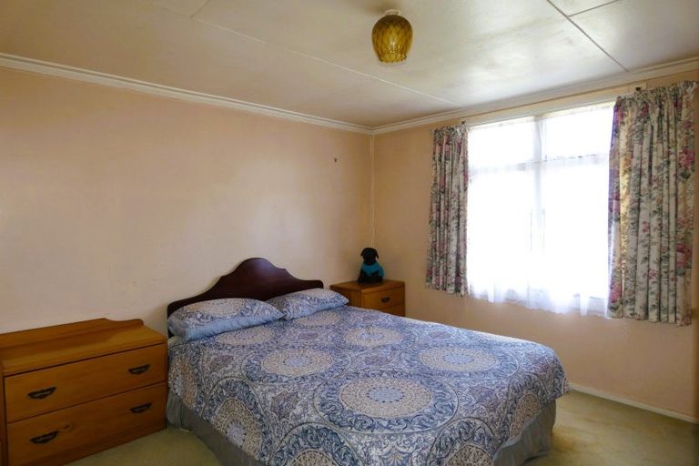 Photo of property in 47 Domett Street, Westport, 7825