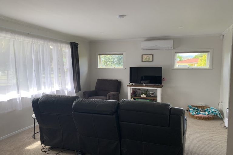 Photo of property in 15 Sefton Avenue, Highbury, Palmerston North, 4412