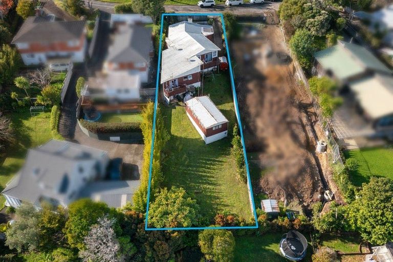 Photo of property in 522 Beach Road, Murrays Bay, Auckland, 0630