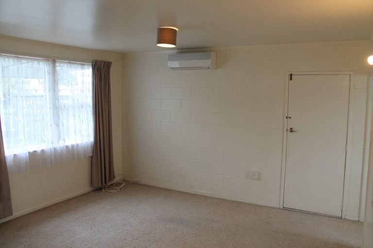 Photo of property in 6 King Edward Avenue, Papakura, 2110