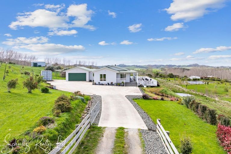 Photo of property in 70 Te Pahi River Drive, Paparoa, 0583