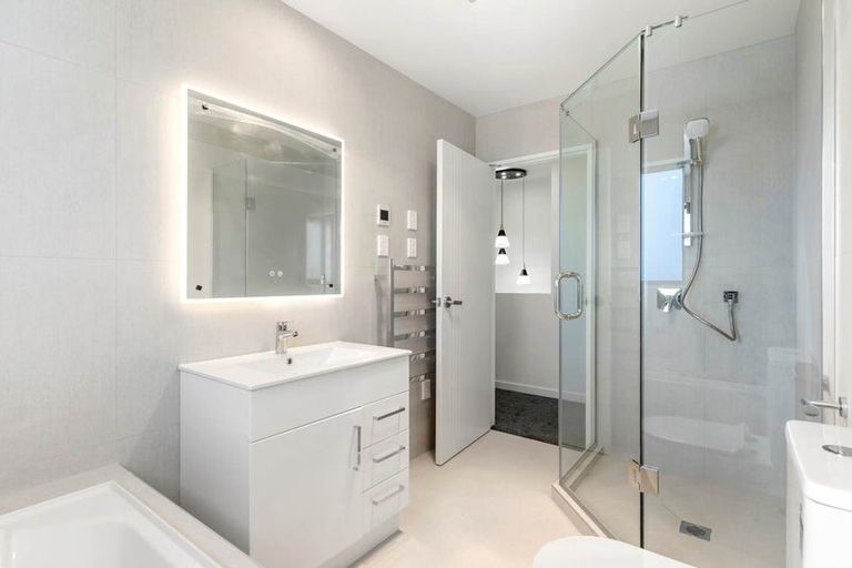 Photo of property in 43 Puwha Street, Massey, Auckland, 0614