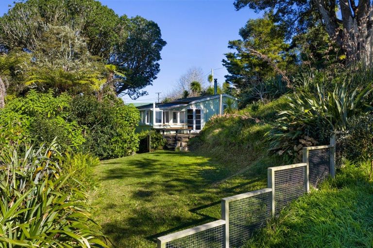Photo of property in 34 Government Road, Raglan, 3225