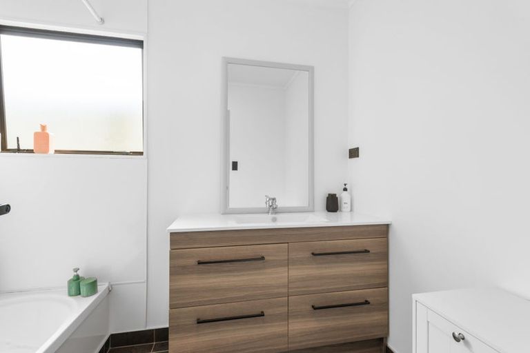 Photo of property in 37 Awaiti Place, Hairini, Tauranga, 3112