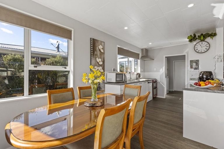 Photo of property in 176 Parklands Avenue, Bell Block, New Plymouth, 4312