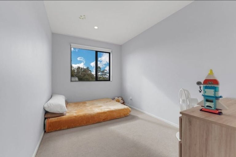 Photo of property in 9d Epping Road, Henderson, Auckland, 0610