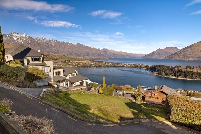 Photo of property in 7 Bolton Lane, Queenstown, 9300