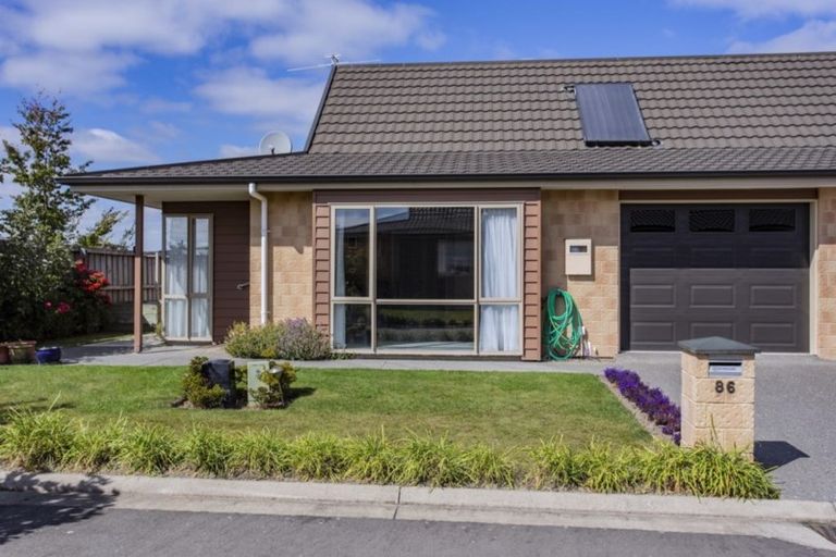 Photo of property in 3 Reeves Road, Rangiora, 7400