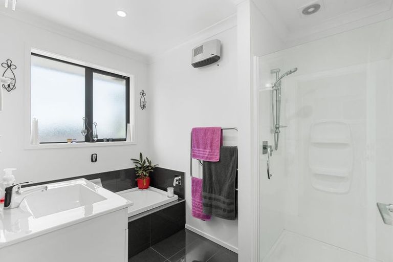 Photo of property in 396 Bower Avenue, Parklands, Christchurch, 8083