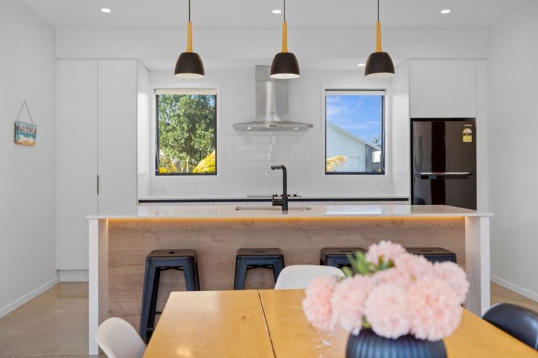 Photo of property in 22 Awatira Drive, Papamoa Beach, Papamoa, 3118