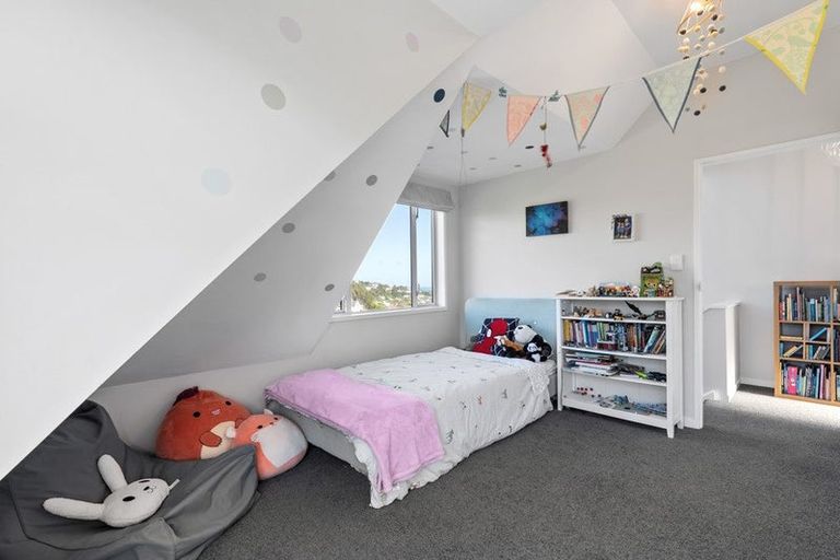Photo of property in 89 Nevay Road, Miramar, Wellington, 6022