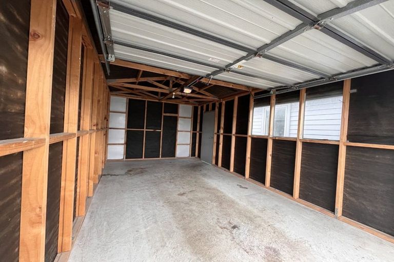 Photo of property in 248 Marine Parade, New Brighton, Christchurch, 8061