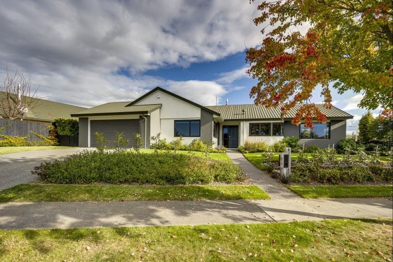 Photo of property in 5 Woodlands Drive, Havelock North, 4130