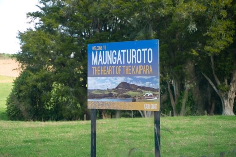 Photo of property in 122 Hurndall Street East, Maungaturoto, 0520