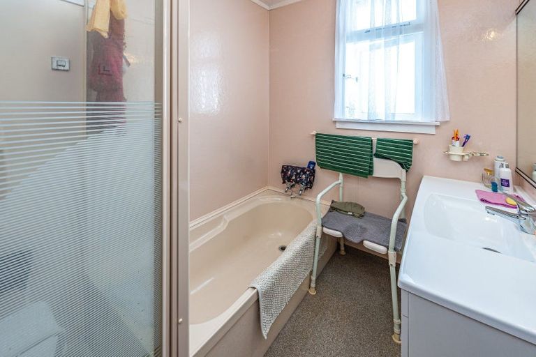 Photo of property in 26 Totara Street, Tawhero, Whanganui, 4501