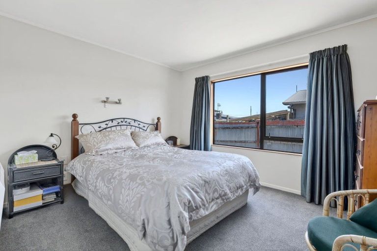 Photo of property in 2/22 Parkers Road, Tahunanui, Nelson, 7011
