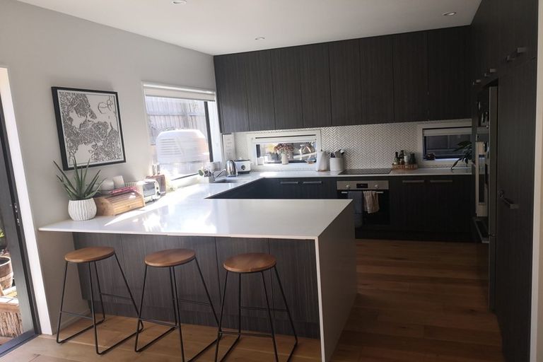 Photo of property in 21c Chippendale Crescent, Birkdale, Auckland, 0626