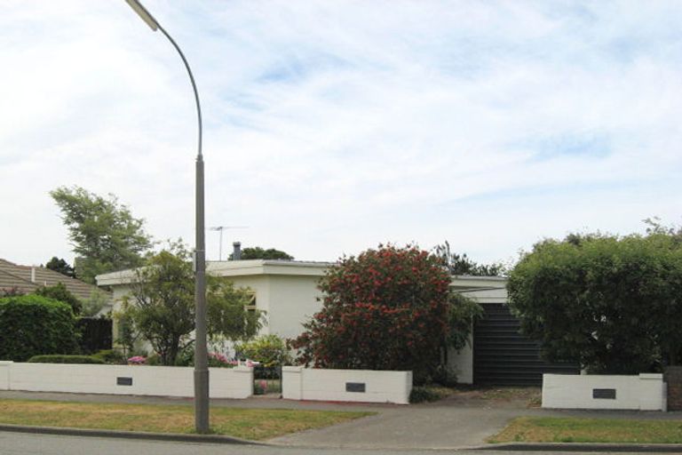 Photo of property in 62 Celia Street, Redcliffs, Christchurch, 8081