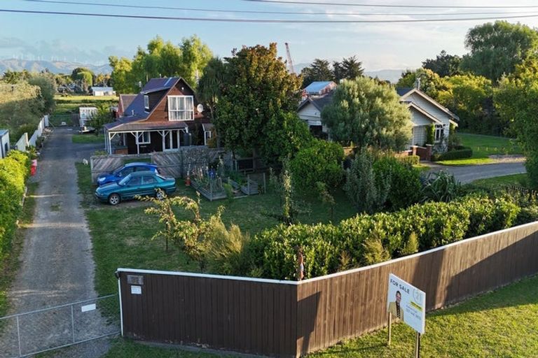 Photo of property in 32 Pioneer Highway, Awapuni, Palmerston North, 4412