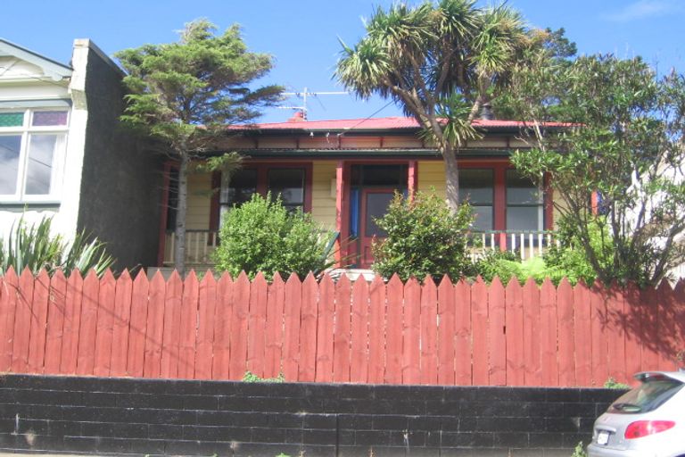 Photo of property in 47 Mckinley Crescent, Brooklyn, Wellington, 6021