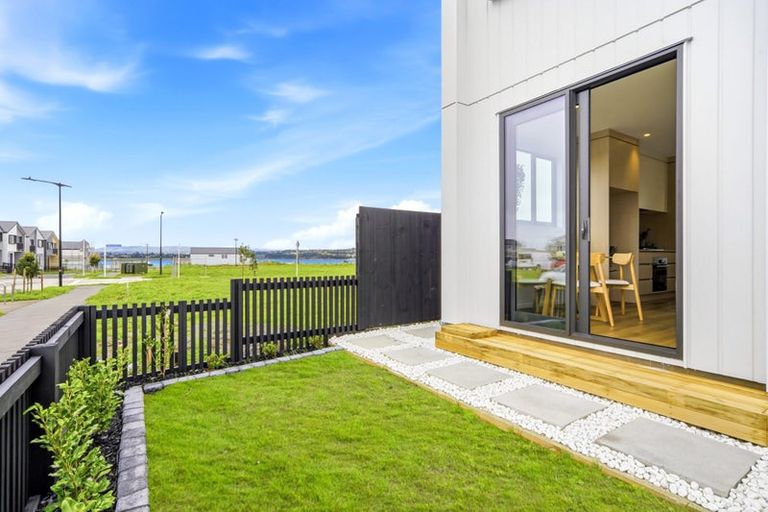 Photo of property in 6 Sails Road, Hobsonville, Auckland, 0616