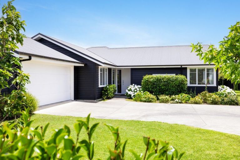 Photo of property in 11 Wrybill Way, Point Wells, Warkworth, 0986
