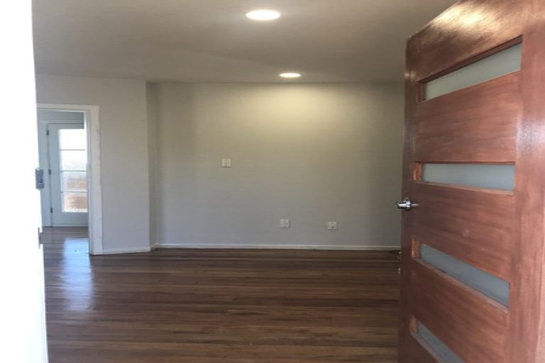 Photo of property in 40 Inwoods Road, Parklands, Christchurch, 8083