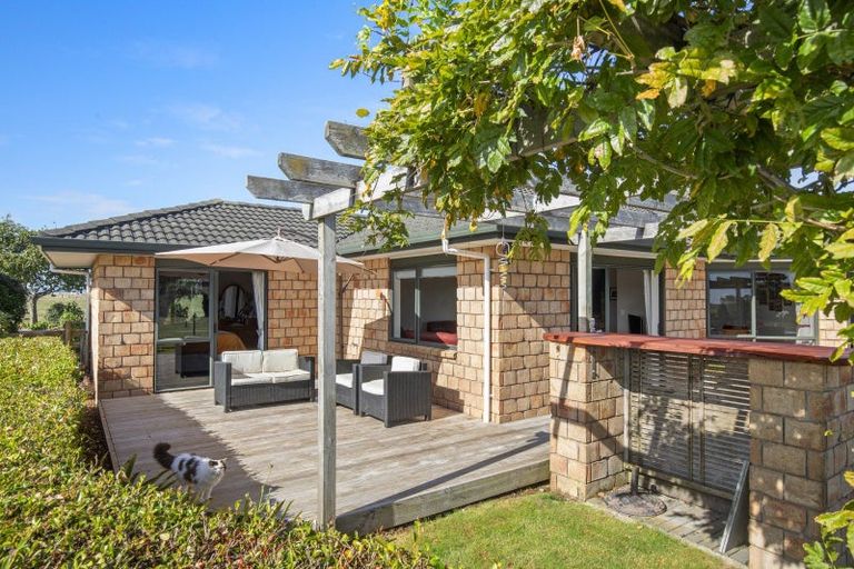 Photo of property in 63 Waipipi Wharf Road, Pollok, Waiuku, 2683