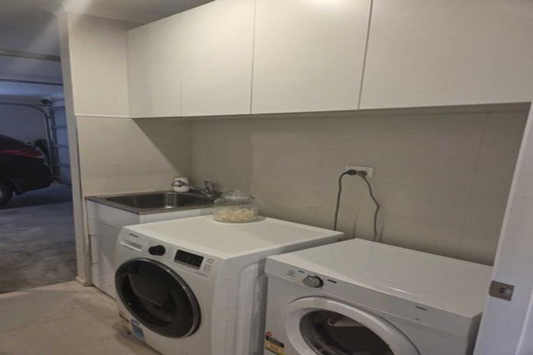 Photo of property in 6 Hehan Close, Cambridge, 3434