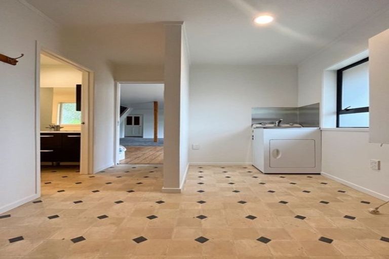 Photo of property in 30 Queen Street, Riverhead, 0820