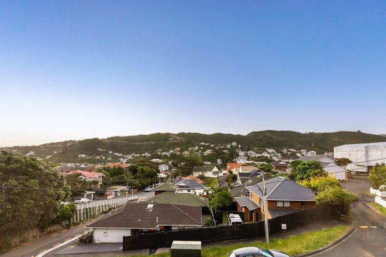 Photo of property in 81 Melbourne Road, Island Bay, Wellington, 6023