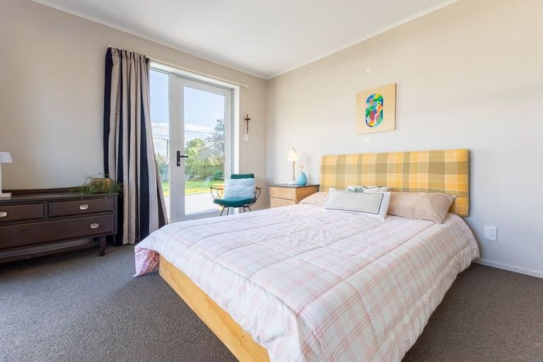 Photo of property in 49 Donovan Road, Paraparaumu Beach, Paraparaumu, 5032