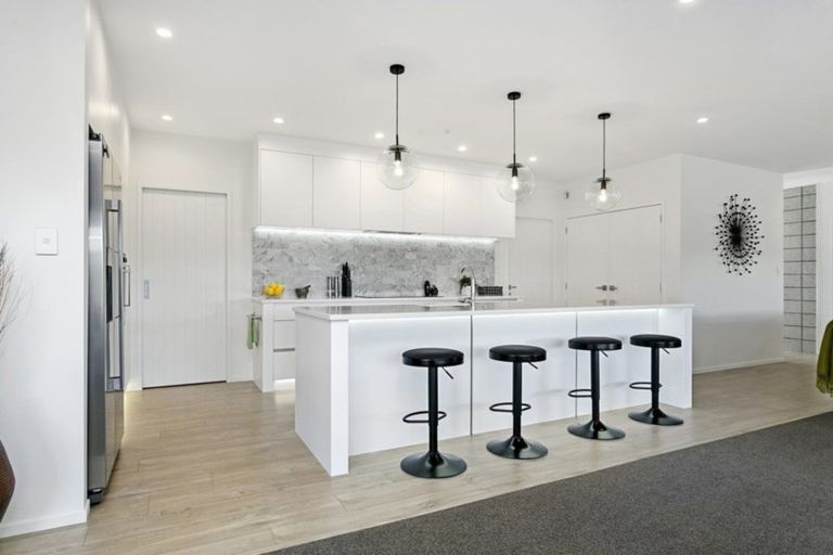 Photo of property in 8 Kotare Grove, Cambridge, 3434