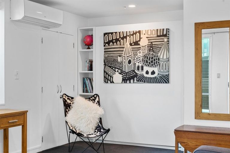 Photo of property in 2/12 Maunganui Road, Mount Maunganui, 3116
