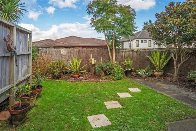 Photo of property in 2/59 Halver Road, Manurewa, Auckland, 2102