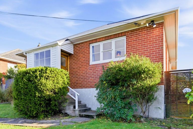 Photo of property in 34 Marewa Street, Kew, Dunedin, 9012