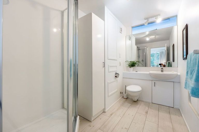 Photo of property in 3/73 Princes Street, Northcote Point, Auckland, 0627